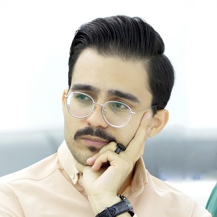 ইলিয়াস সাখভাতিনিয়া
